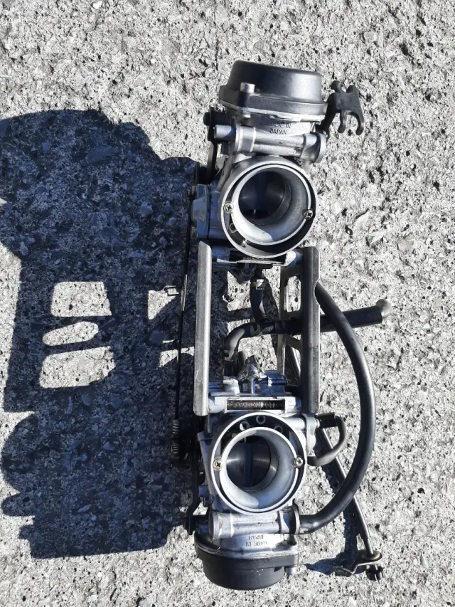 Carburadores Suzuki SV650