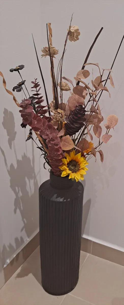 Florero de barro pintado.