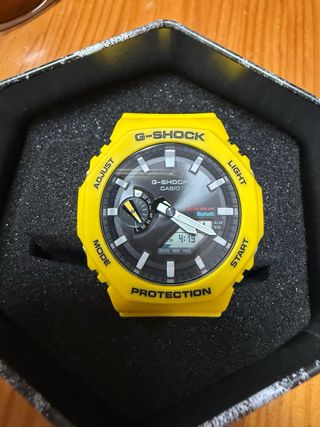 Casio GA-B2100 Reloj Amarillo y Negro