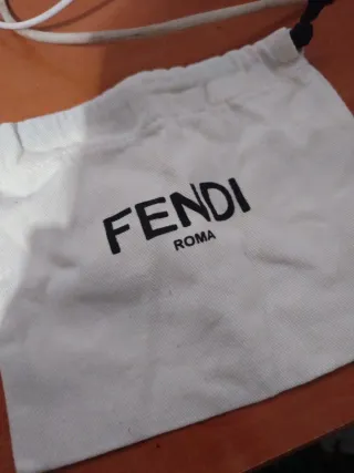 Bolsa Fendi Roma Blanca para meter los billetes