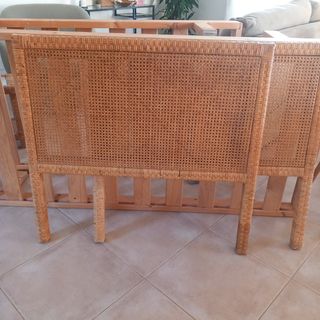 Cabeceros de ratán y madera individuales