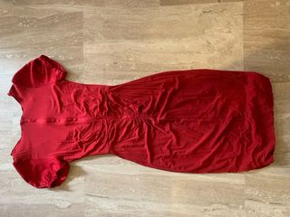 Vestido tubo rojo oscuro