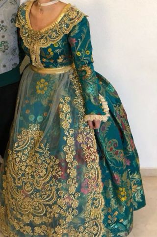 Traje de Fallera+ Aderezo+ zapatos