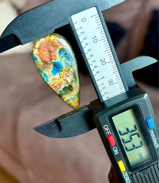 Espectrolita labradorita Naranja y Azul cabujon