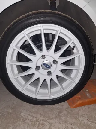 Llantas Blancas 4 Tornillos Ford Fiesta 4x108.
