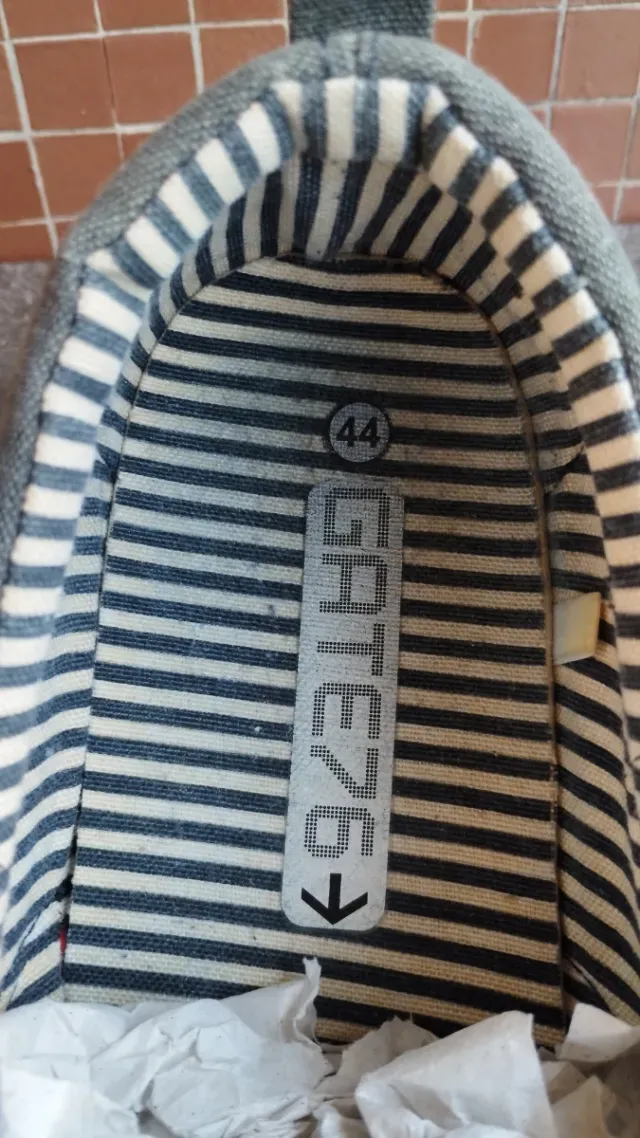 Scarpe uomo grigie n44