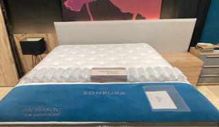 dormitorio completo matrimonio, mesitas y cama