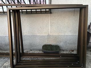 Ventanas de aluminio color bronce