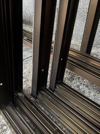 Ventanas de aluminio color bronce