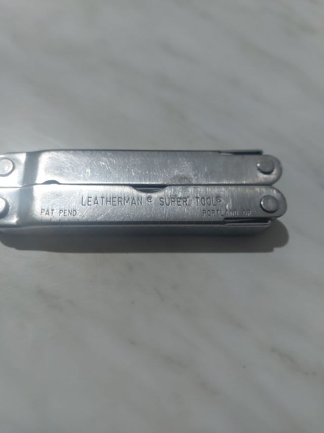 Leatherman Super Tool multiuso