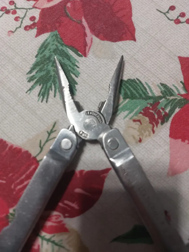 Leatherman Super Tool multiuso