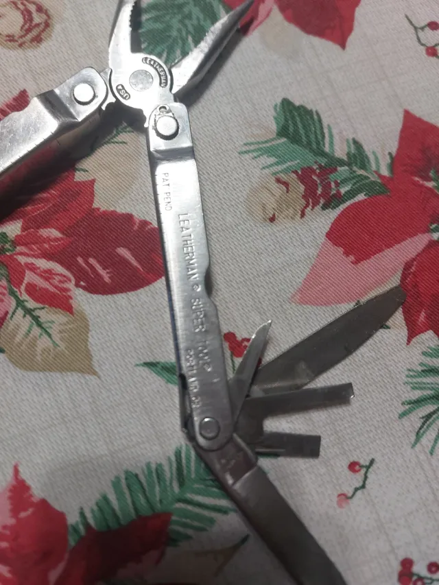 Leatherman Super Tool multiuso