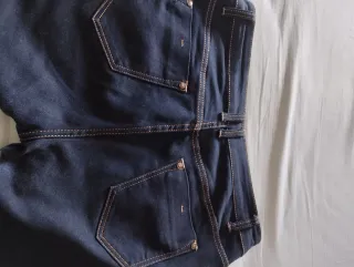 Pantalón vaquero azul