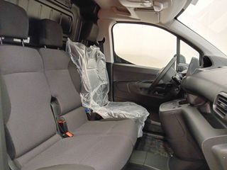 Peugeot Partner E-PARTNER STANDARD 800KG ELECTRICO BEV 100 KW 136CV 4P