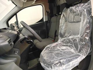 Peugeot Partner E-PARTNER STANDARD 800KG ELECTRICO BEV 100 KW 136CV 4P