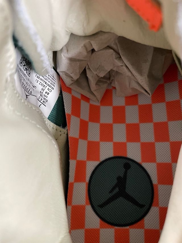 Jordan 3 Nina Chanel Abney Bicoastal 38