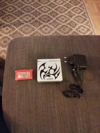 Nintendo Game Boy Advance SP Plata