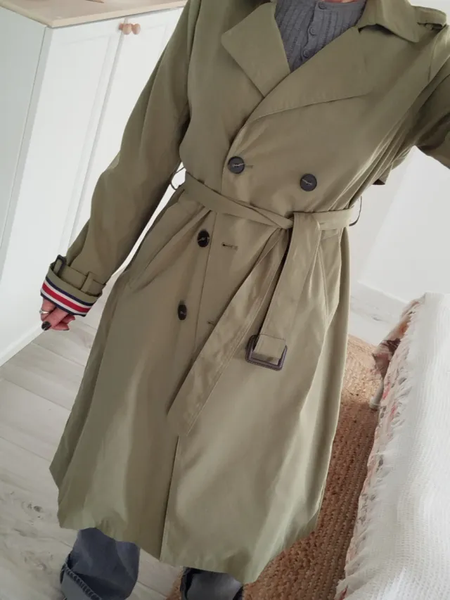 Gabardina trench verde oliva