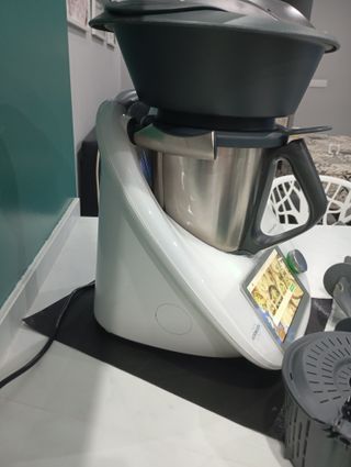 Thermomix TM6 con todos sus accesorios