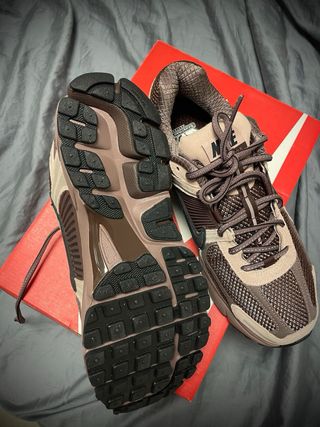 Nike Vomero 5 Retro Beige/Marrón