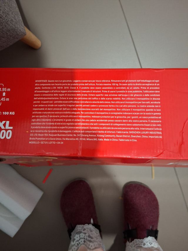 Monopattino 2 ruote Loacker rosso