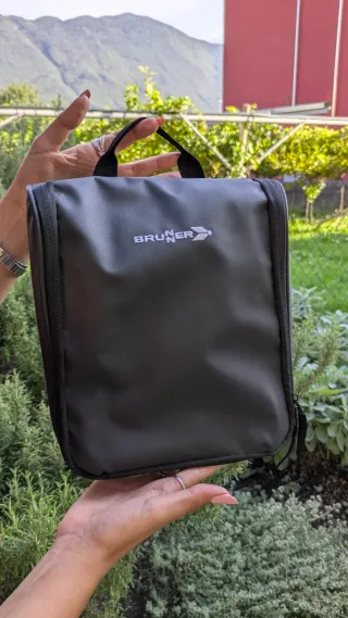 Beauty case campeggio Brunner grigio
