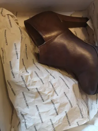 Stivaletti Alberto Fermani marroni tacco alto