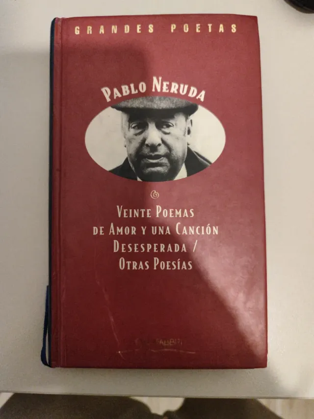 Veinte poemas de amor y una canción desesperada...