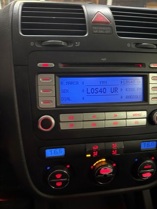 Volkswagen Golf 2004