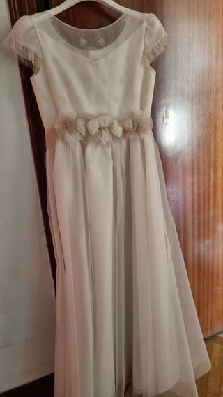 Vestido de Comunión Beige y Blanco