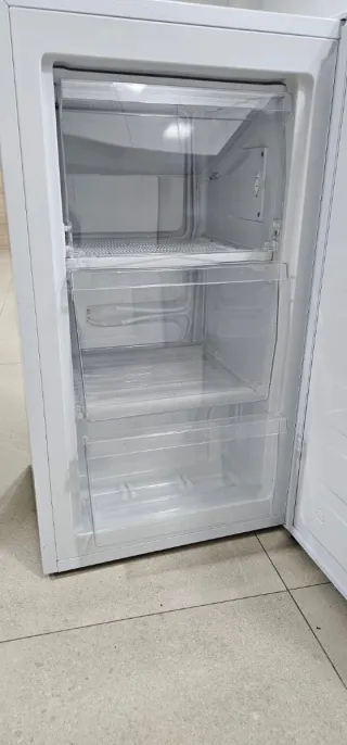 Congelador Vertical Blanco