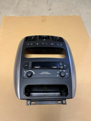 Cruscotto centrale Chrysler Voyager IV