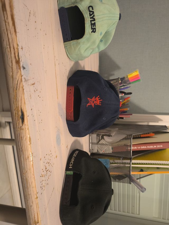 Lote 3 Gorras Dynasty, Obey