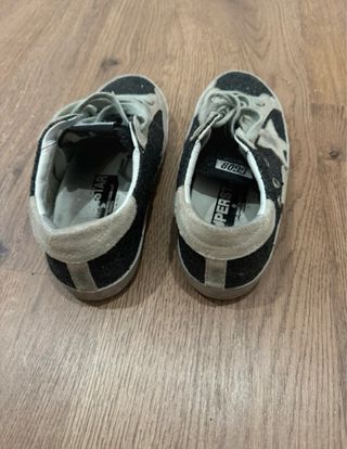 Golden Goose Sneakers Beige y Negro