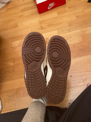 Nike Dunk Marroni e Bianche