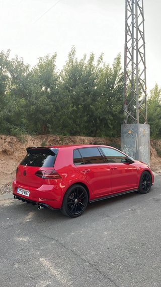 Volkswagen golf GTI 7.5