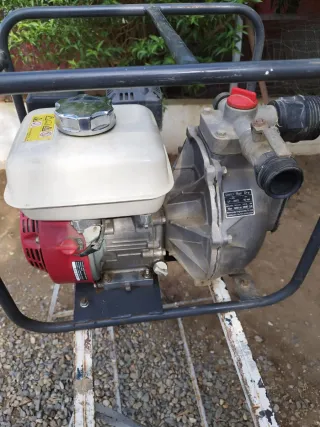 Motobomba Honda 