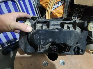 Faro delantero derecho audi a3 8l