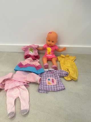 Nenuco Mi Primer Baño Muñeca y Ropita