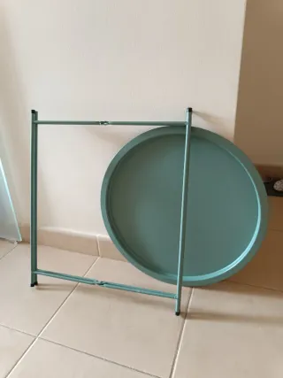 Mesita auxiliar redonda verde menta