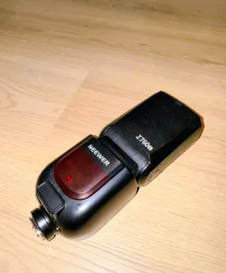 Flash Neewer Z760S para Sony