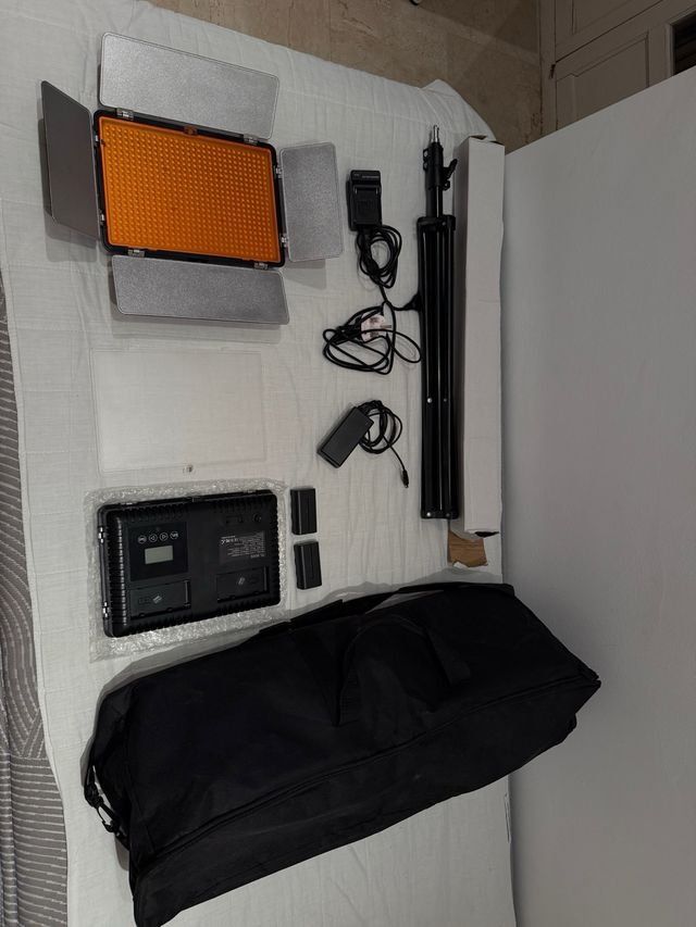 Kit Iluminación LED Profesional Travor