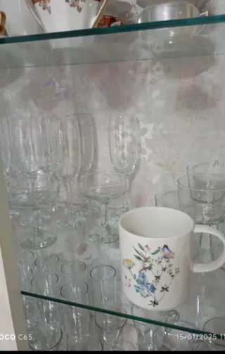 Mueble ÚNICO vitrina