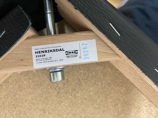 Taburete alto IKEA piel negro