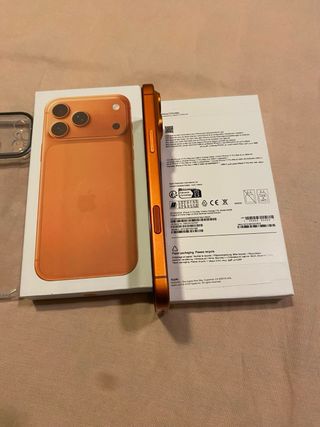 iPhone 17 Pro Max Naranja