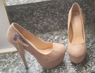 Scarpe tacco alto beige n.36