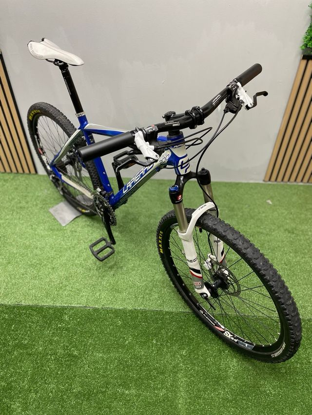 Bicicleta de montaña Lapierre azul