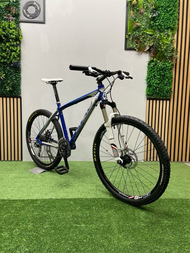 Bicicleta de montaña Lapierre azul