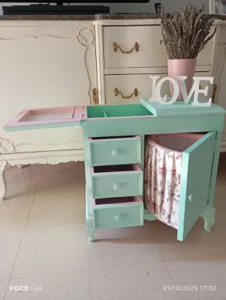 Único Mueble PIEZA ÚNICA Costurero