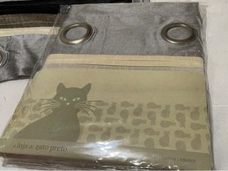 Cortinas poliéster morado y plateado